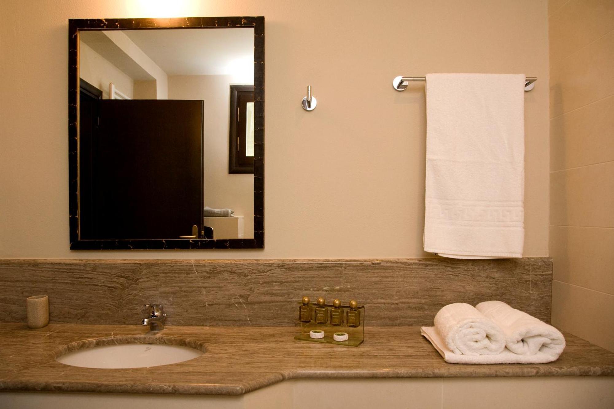 Guesthouse Vasiliki Steni Dhirfios Zimmer foto
